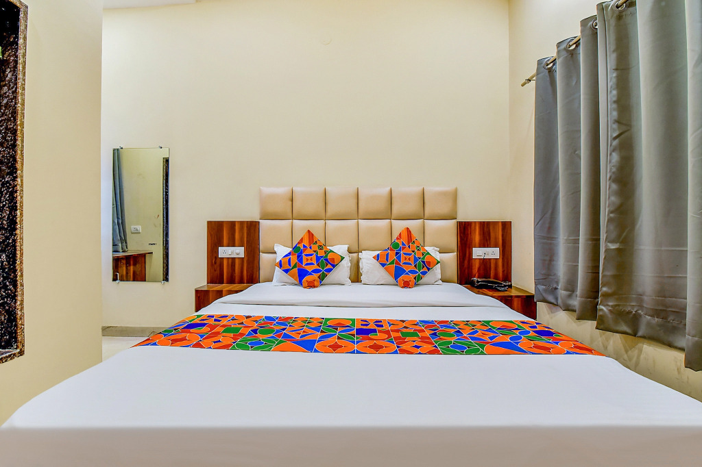 FabHotel Dosa Plaza
