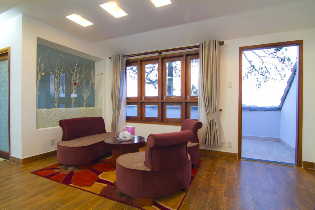 Melody Hotel