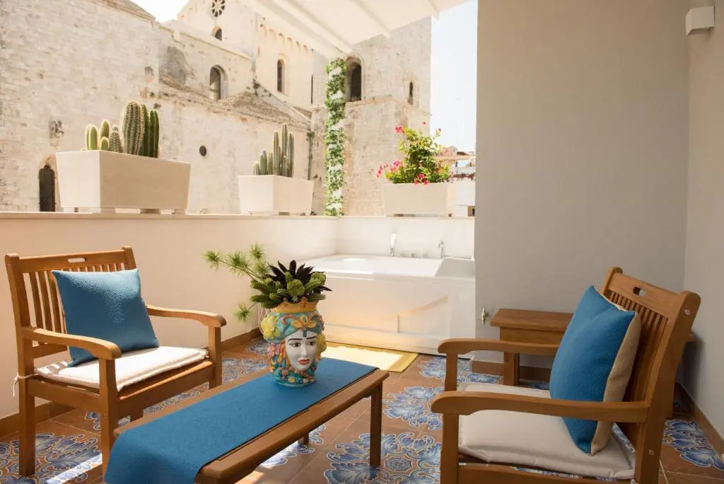 Mare Versus Luxury Suites