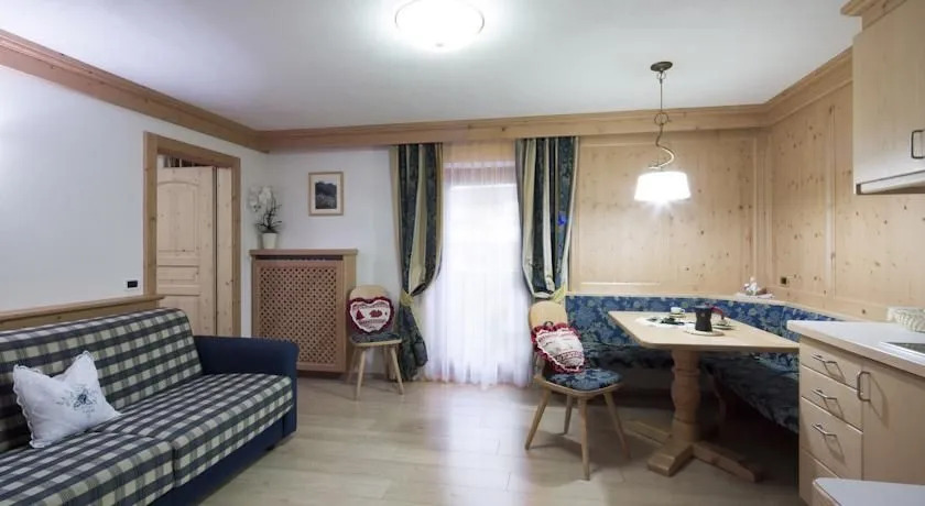 Adria Garni B&B Residence Corvara