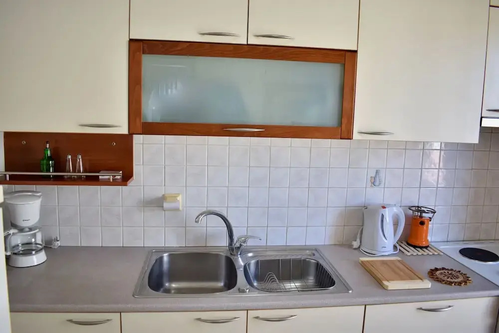 Alkyon Perea Apartments