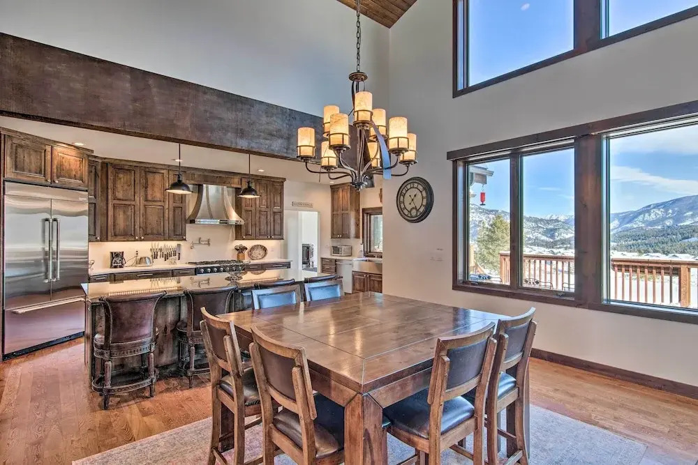 Spacious Big Sky Home w/ Hot Tub & Grill
