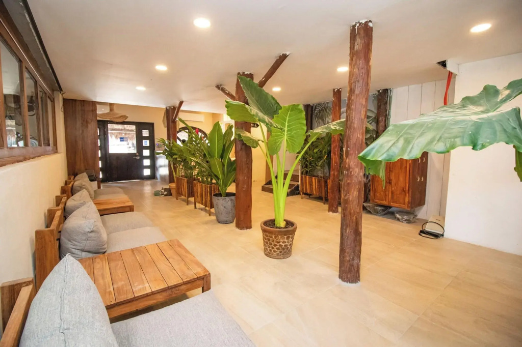 Amaite Beach Hotel