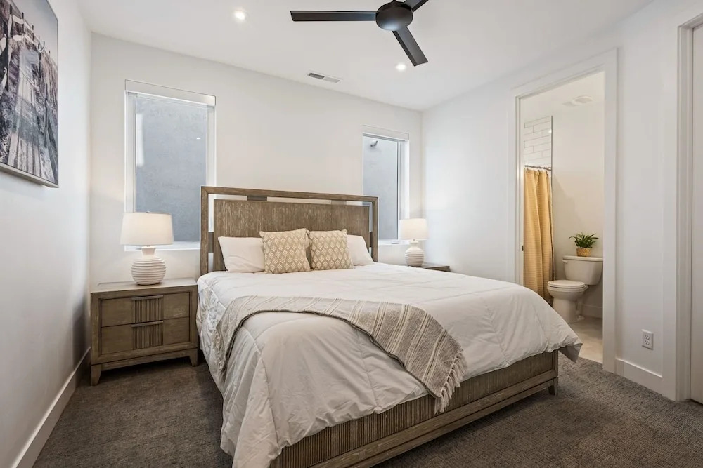 Ray Of Sunshine 5 Bedroom Home