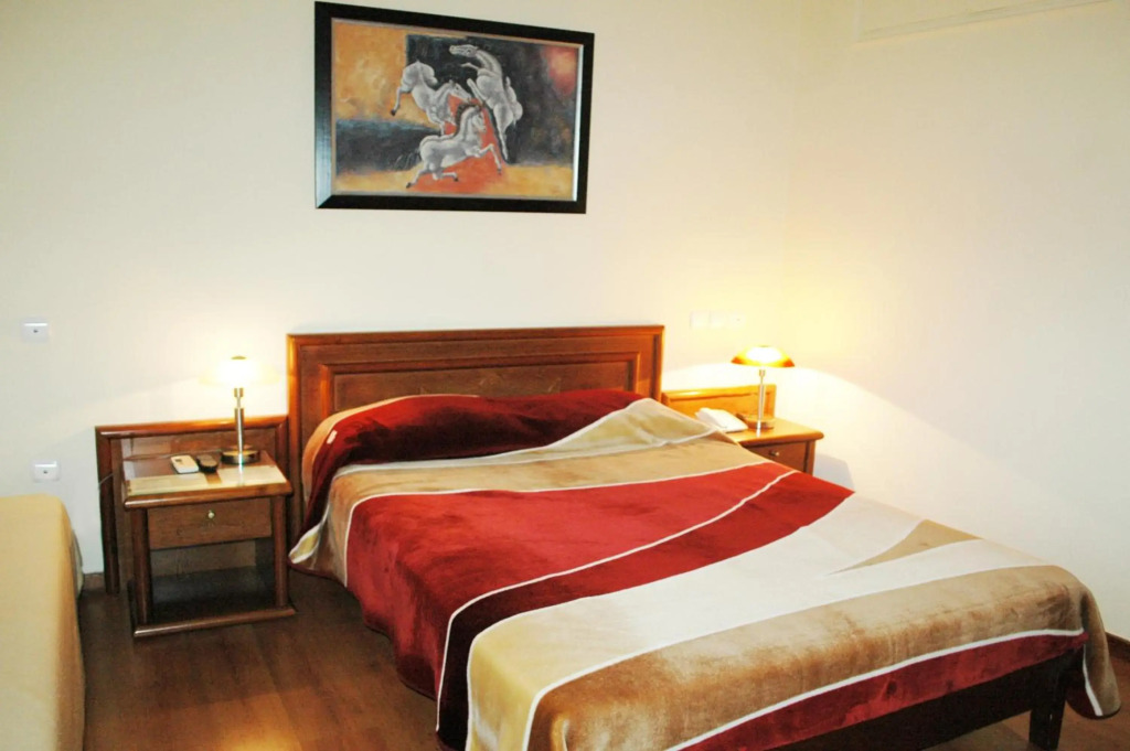 Omiros Hotel