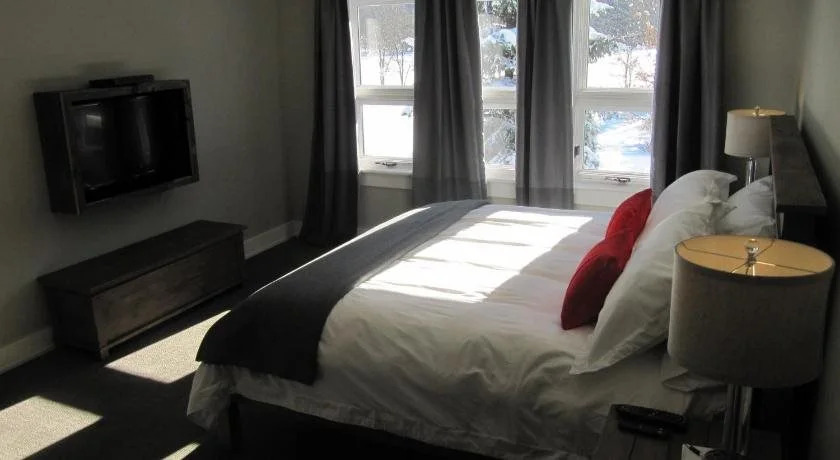 Sequel inn Creemore