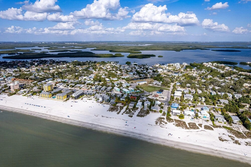 307 Lazy Way Island Life Suite - Top by Coastal Vacation Properties