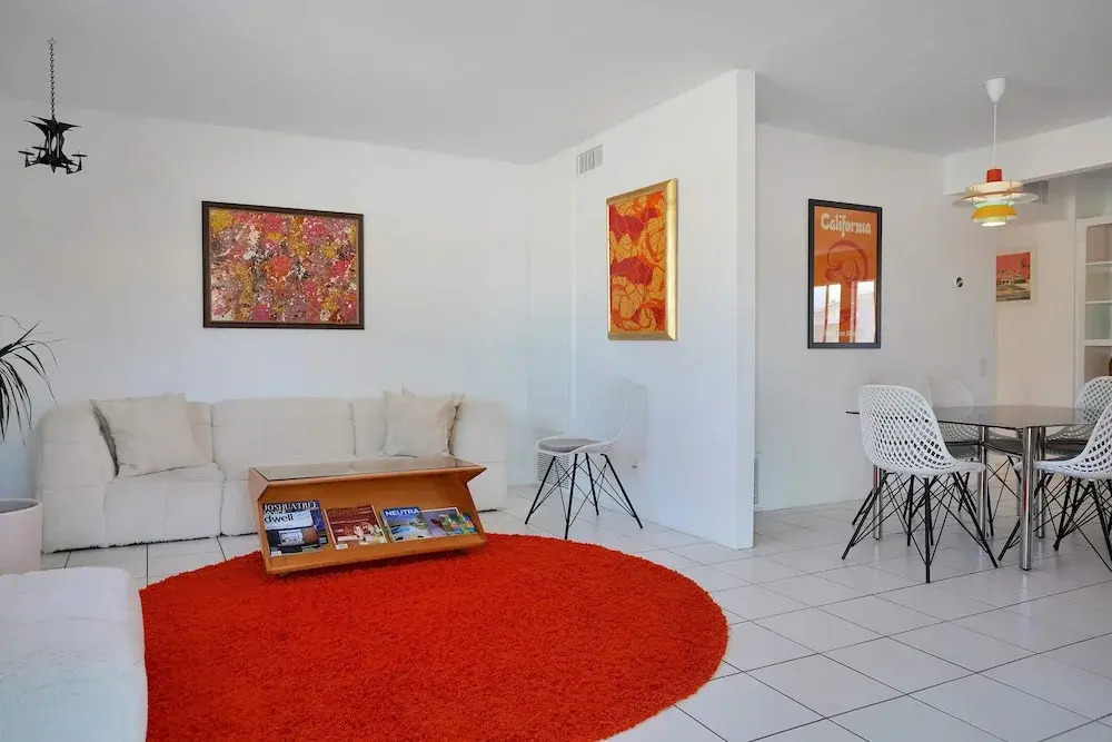 Retro Desert Retreat - Ideal Palm Springs