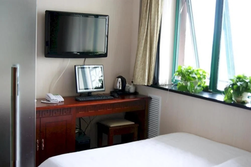 Jinbaichuan Hotel