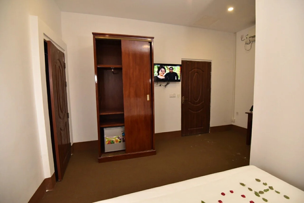 Virtue Highland Hotel