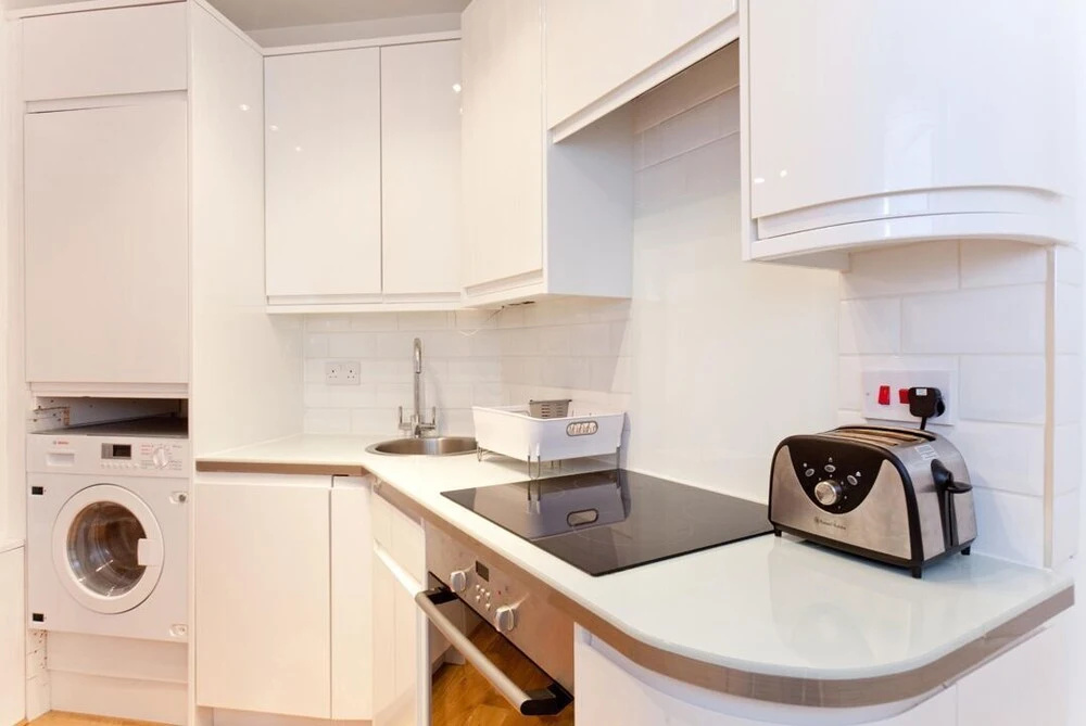 Trafalgar Square Apartments