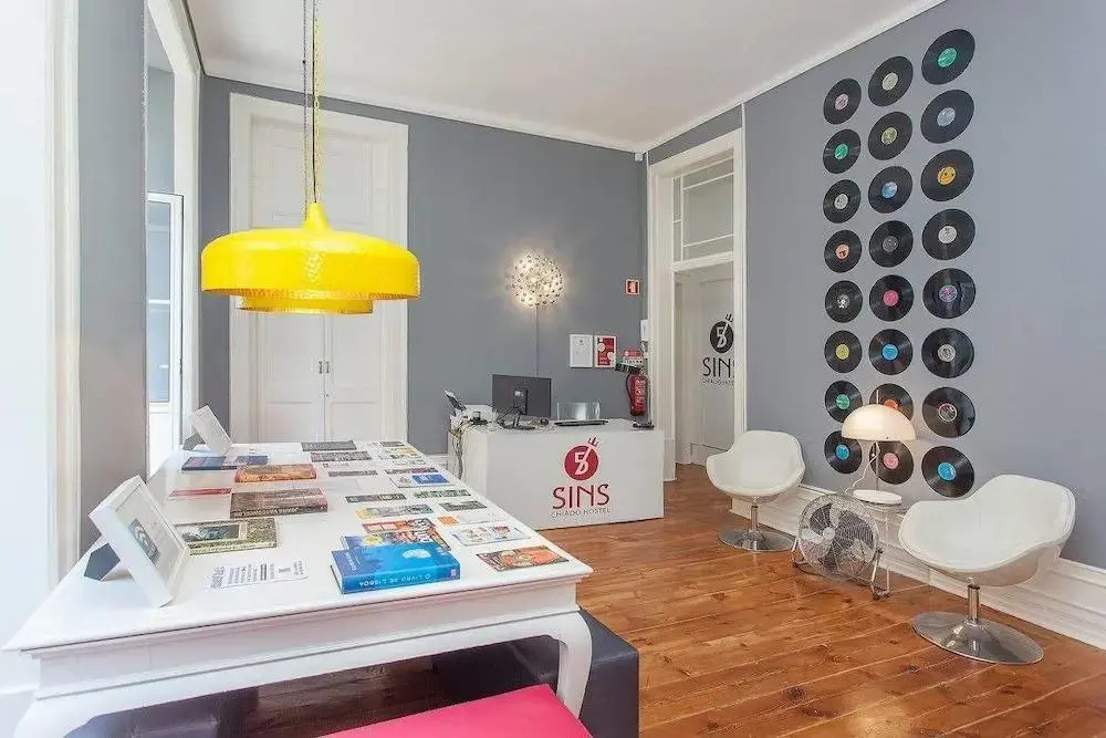 5 Sins Chiado Hostel
