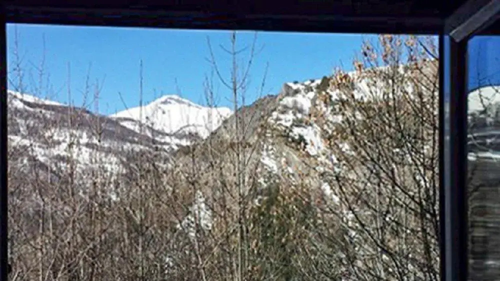 Sleek Allos Ski Chalet