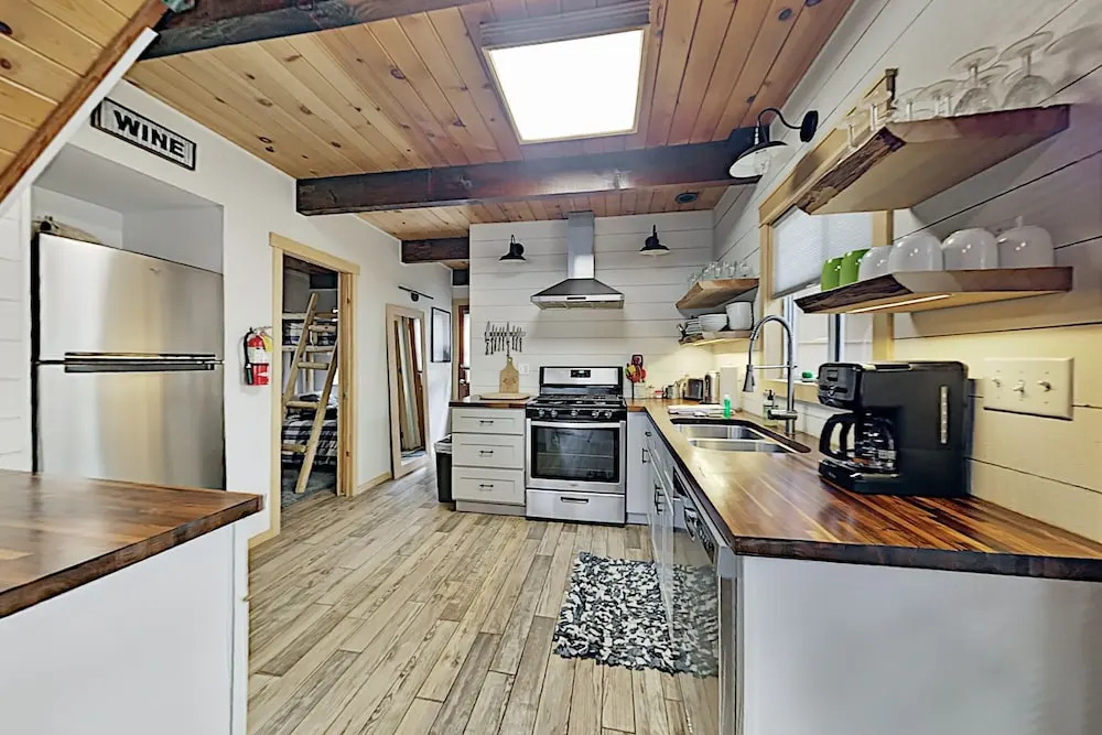 604spruc 2 Bedroom Home