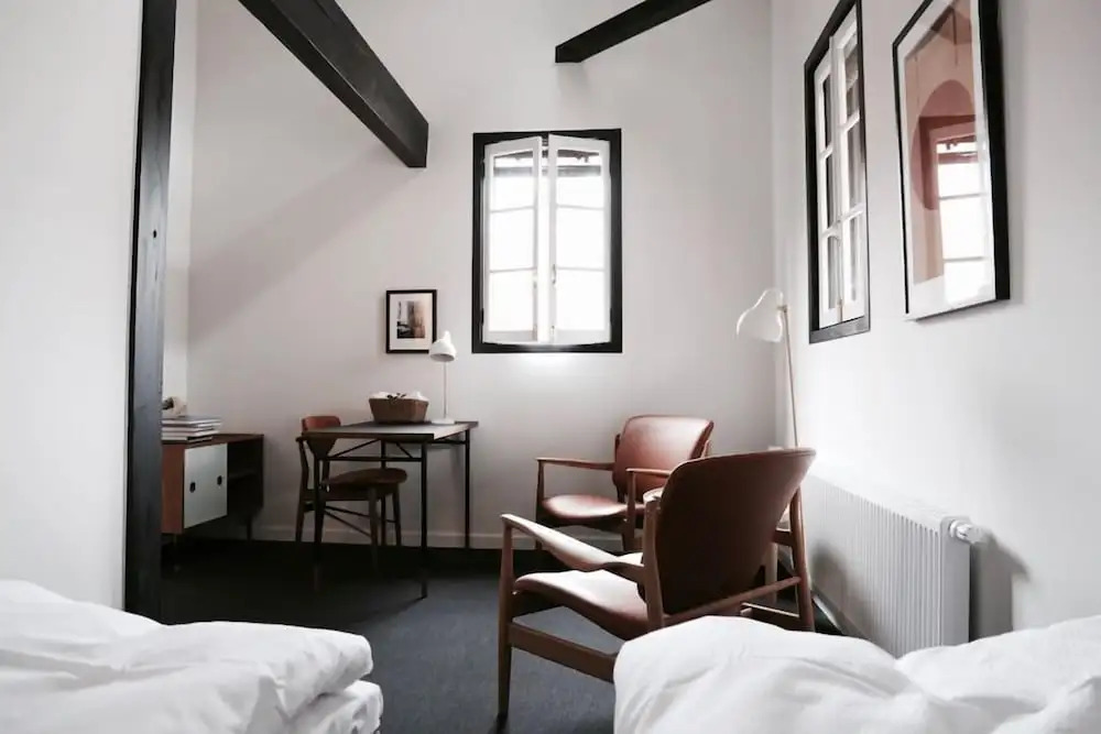House of Finn Juhl Hakuba