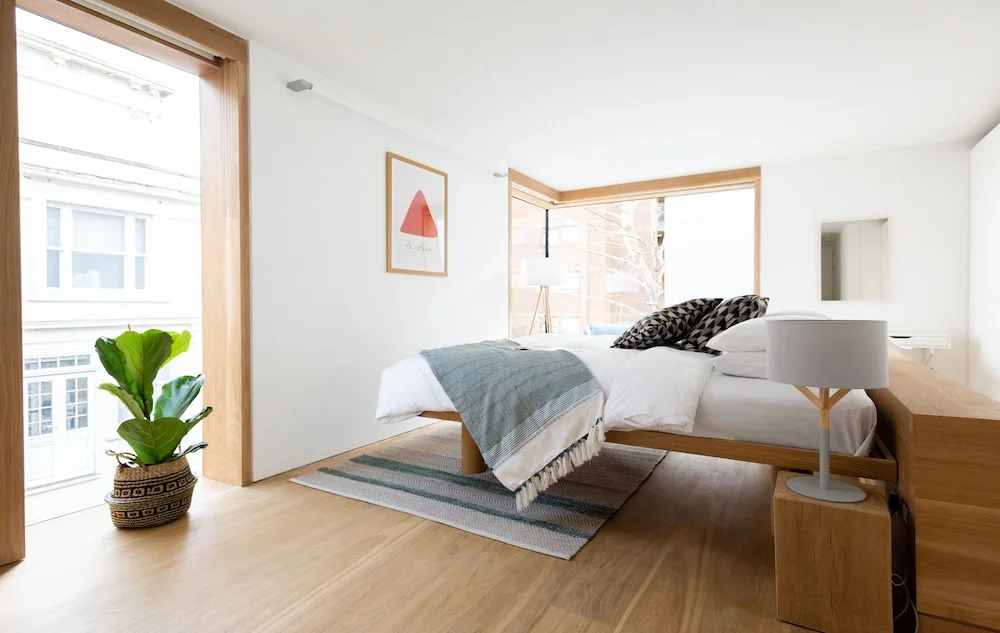 The Chelsea Walk - Modern & Bright 3BDR House with Rooftop & Parking