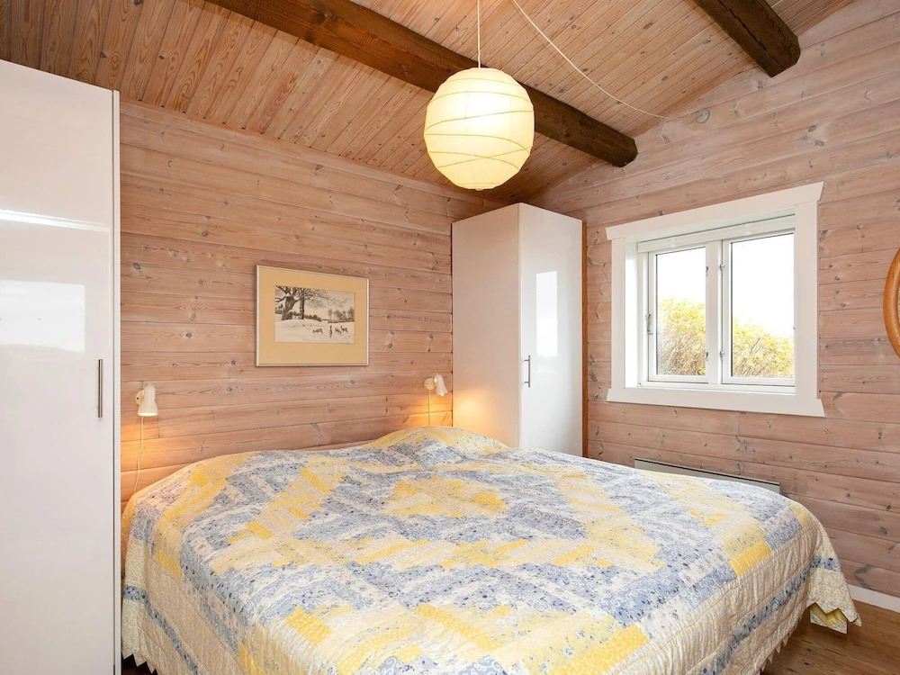 Enthralling Holiday Home in Hvide Sande Near Beach