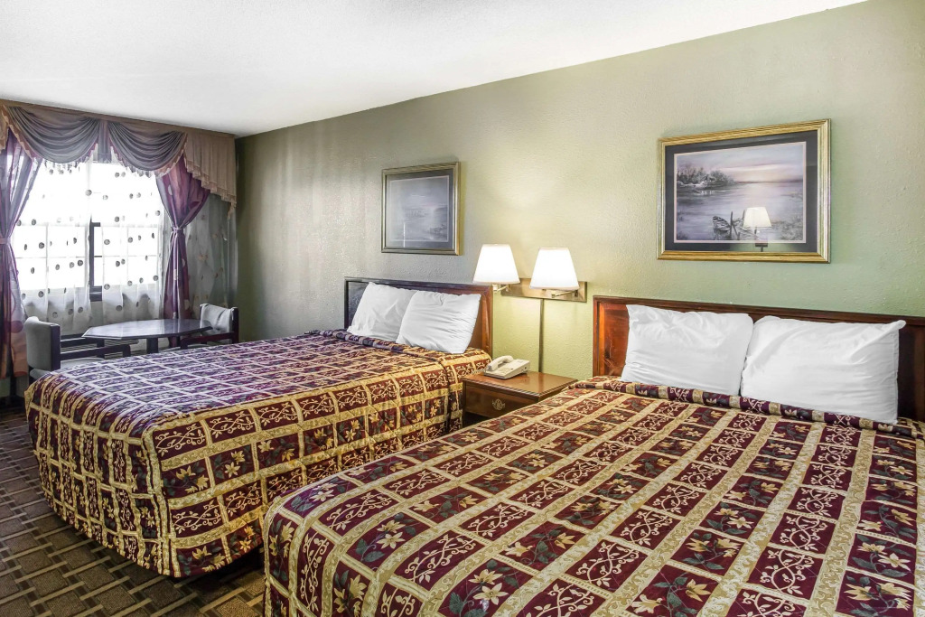 Rodeway Inn & Suites Smyrna - Nashville Area