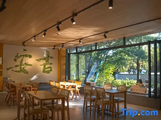 Township DreamWorks Guesthouse