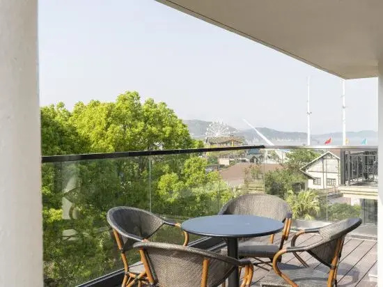 OceanWavesClouds | BeachResort LeisureVacationHomestay (Xiangshan China Fishing Village Branch)