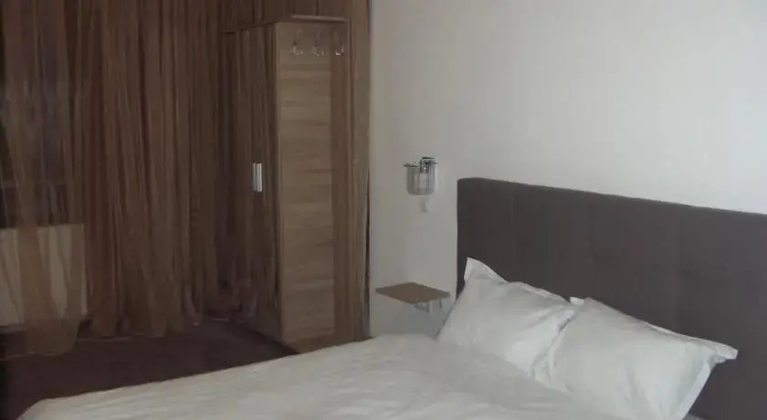 HOTEL Vitan273