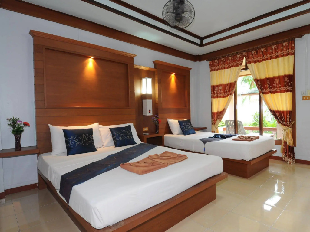 Lanta Riviera Beach Resort
