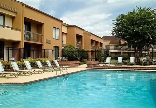 Courtyard Atlanta Glenridge/Perimeter