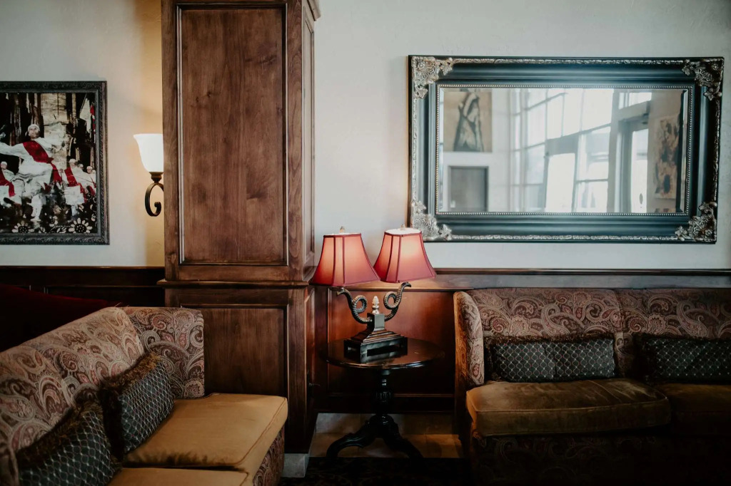 Oxford Suites Boise