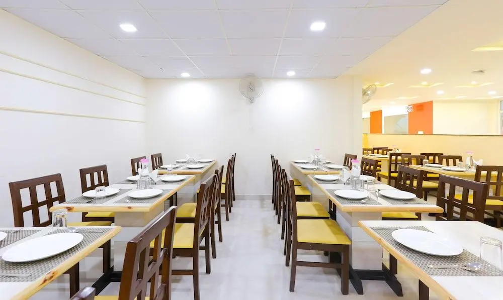 Itsy Hotels Worldtree Bellandur