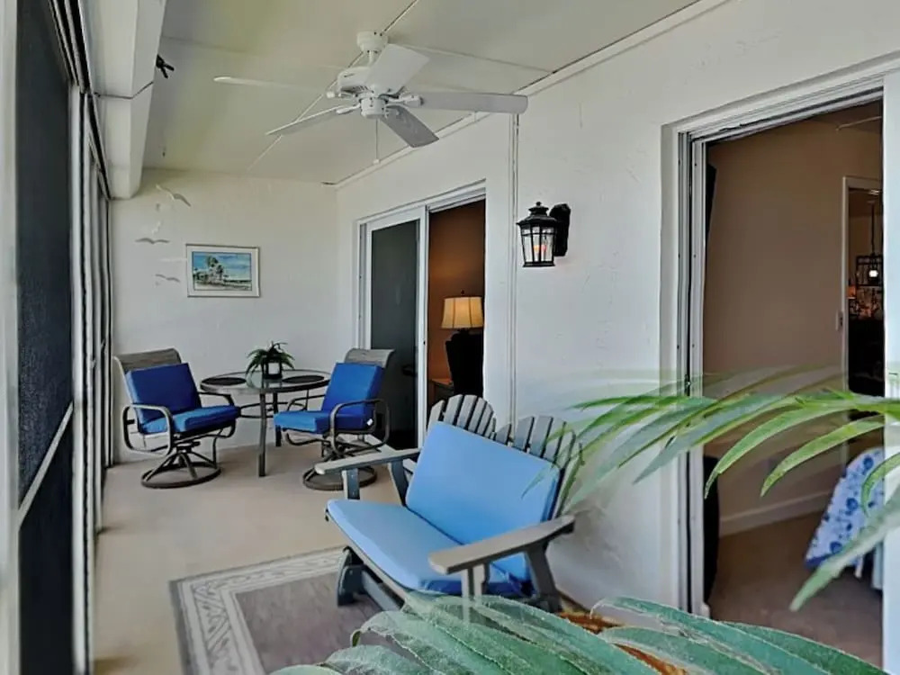 Pointe South 106