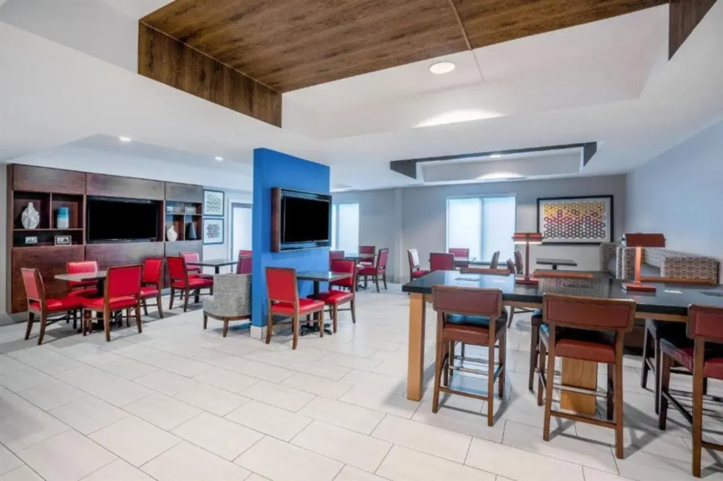 Holiday Inn Express & Suites Tell City by IHG
