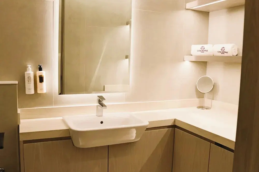 Casa Royale Vacation Home - JVC