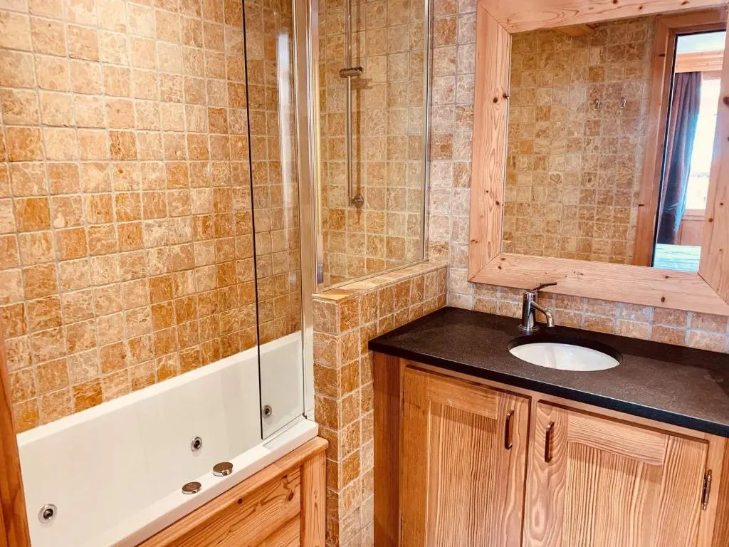 Appartement Val-d'Isère, 4 pièces, 8 personnes - FR-1-411-1