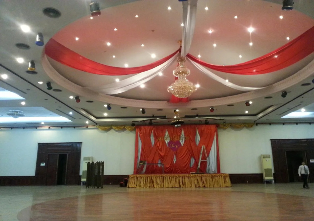 Angkham Hotel