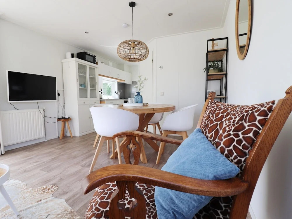 Cottage in Grou With Water Sports Access