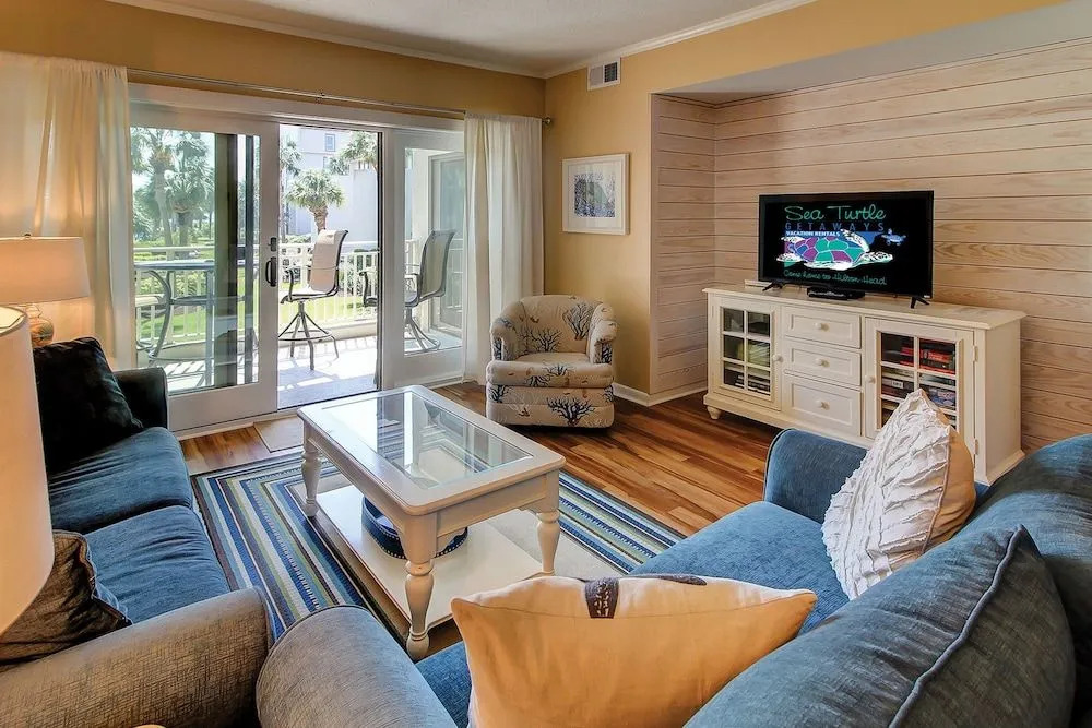 Shorewood 136 by RedAwning