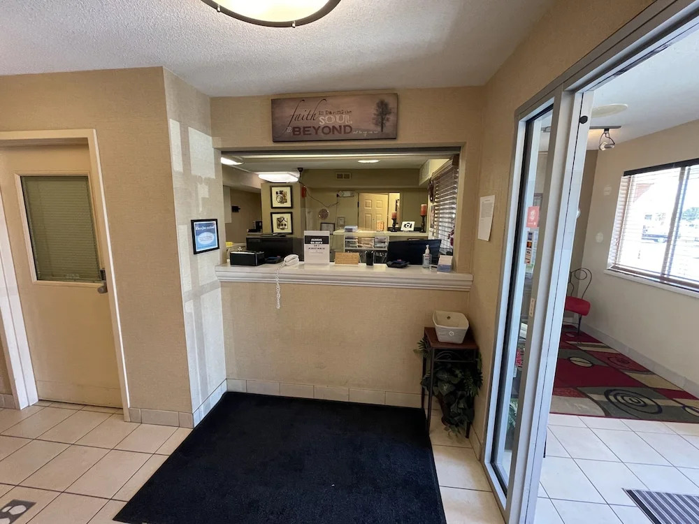 Candlewood Suites Wichita Northeast