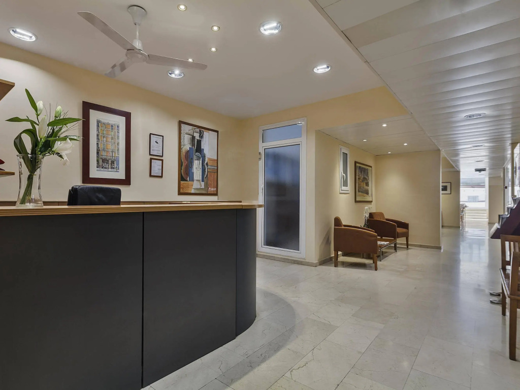 Chic & Basic Lemon Boutique Hotel