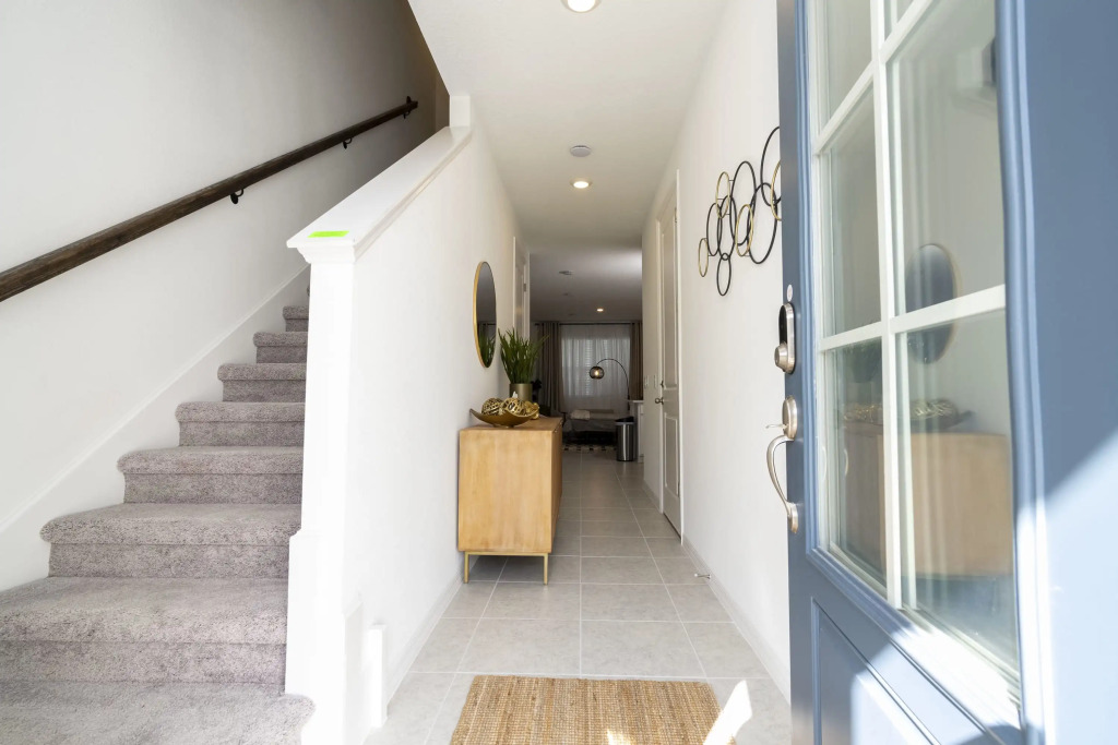 Charming 3Bd Close to Disney Festival 1026