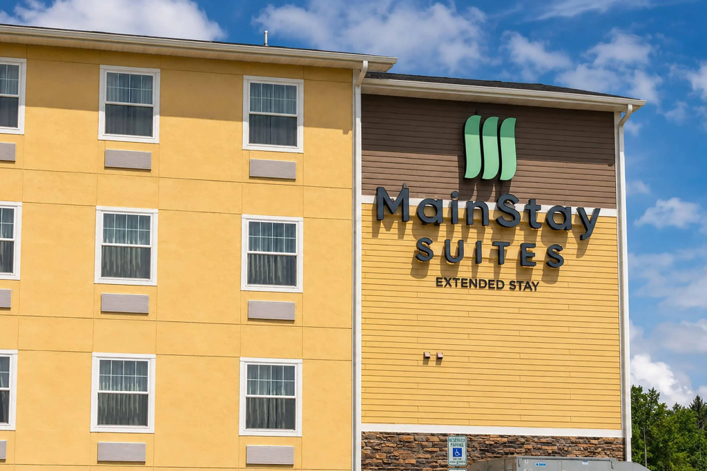 MainStay Suites Watford City - Event Center