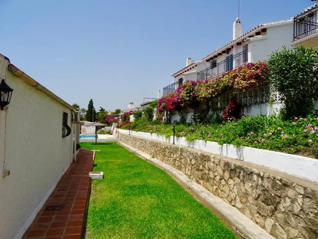 RIVIERA PLAYA 200m to the beach in Riviera del Sol, Mijas Costa