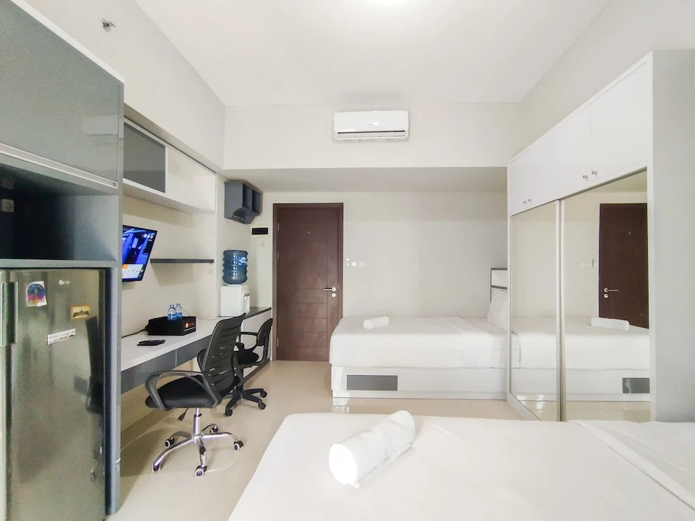 Strategic And Comfy Studio At Skyland City Jatinangor Apartment