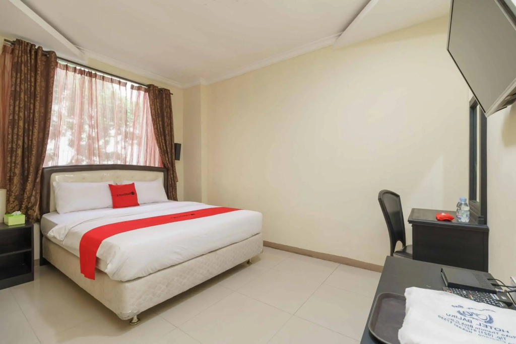 RedDoorz near City Walk Lippo Cikarang