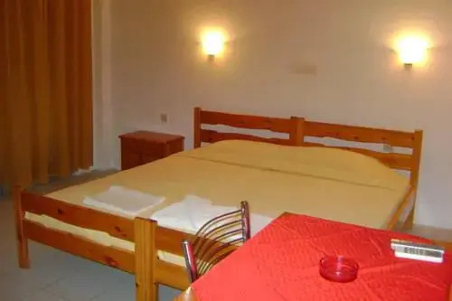 Foteini Rooms