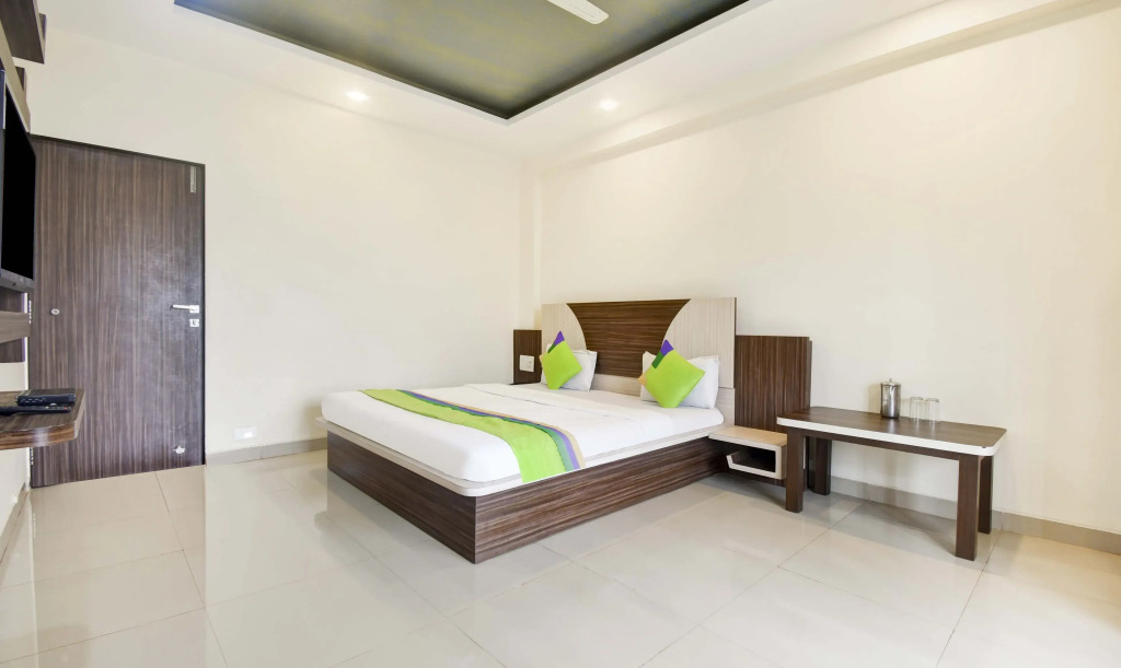 Itsy By Treebo - Gugal Residency Mahabaleshwar