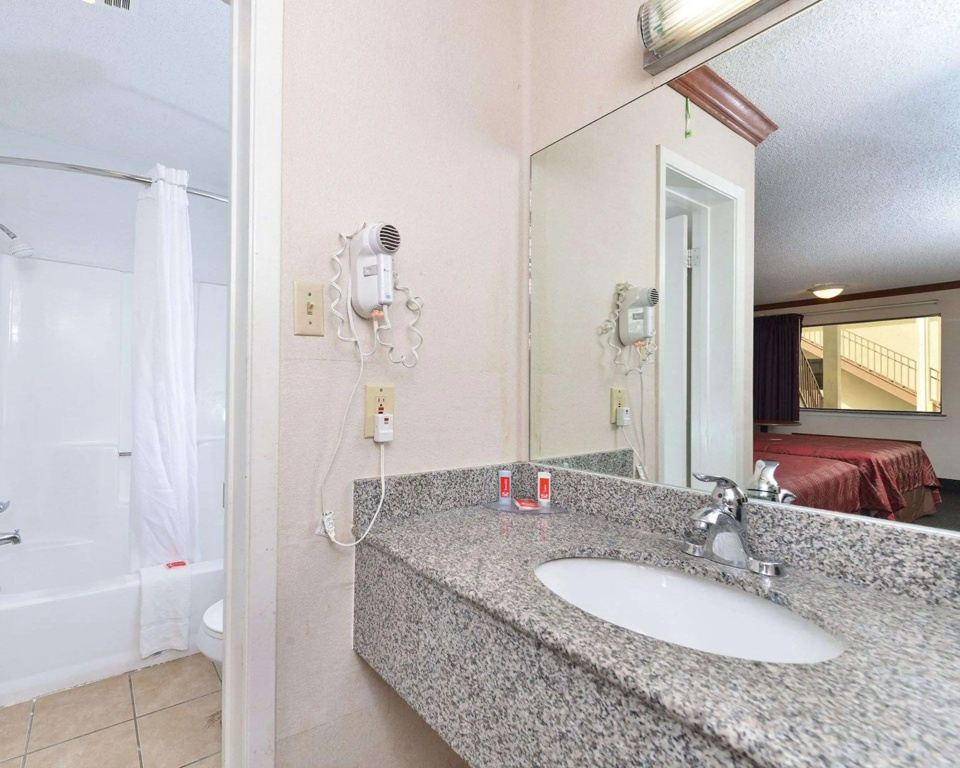 Econo Lodge Killeen near Fort Hood