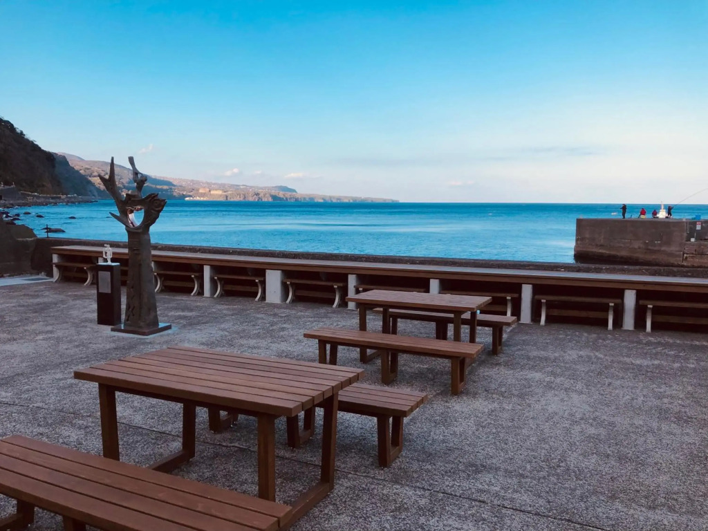 Izu Hokkawa Seaside Guesthouse 伊豆北川の家