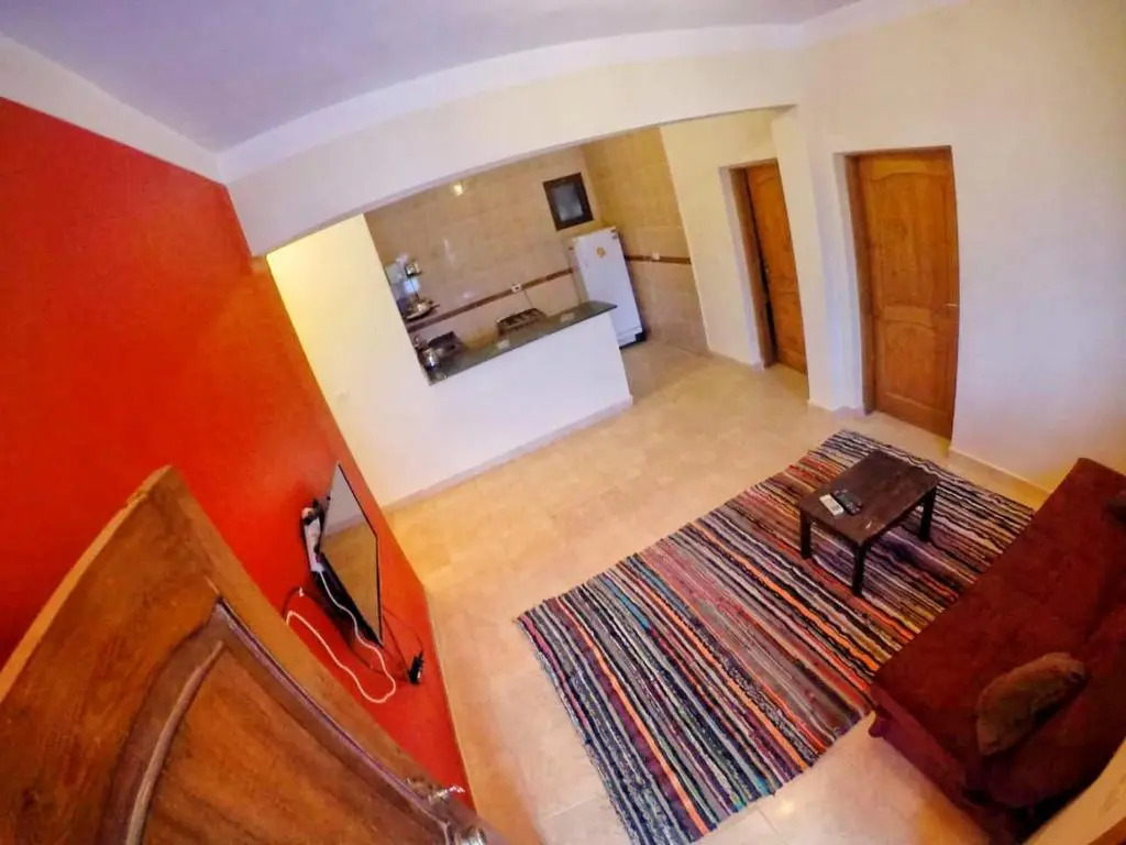 A5ena House
