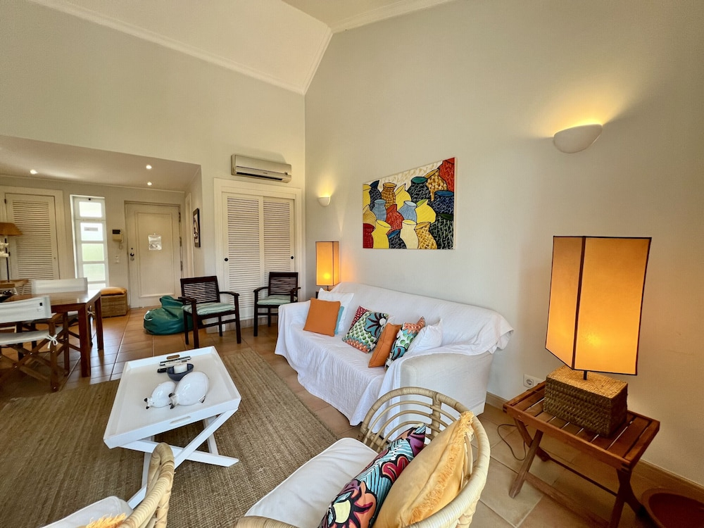Vilamoura Sunny Garden by Homing