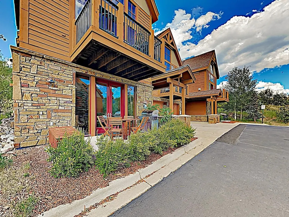 New Listing! Antlers Gulch Gem W/ Hot Tub 2 Bedroom Townhouse